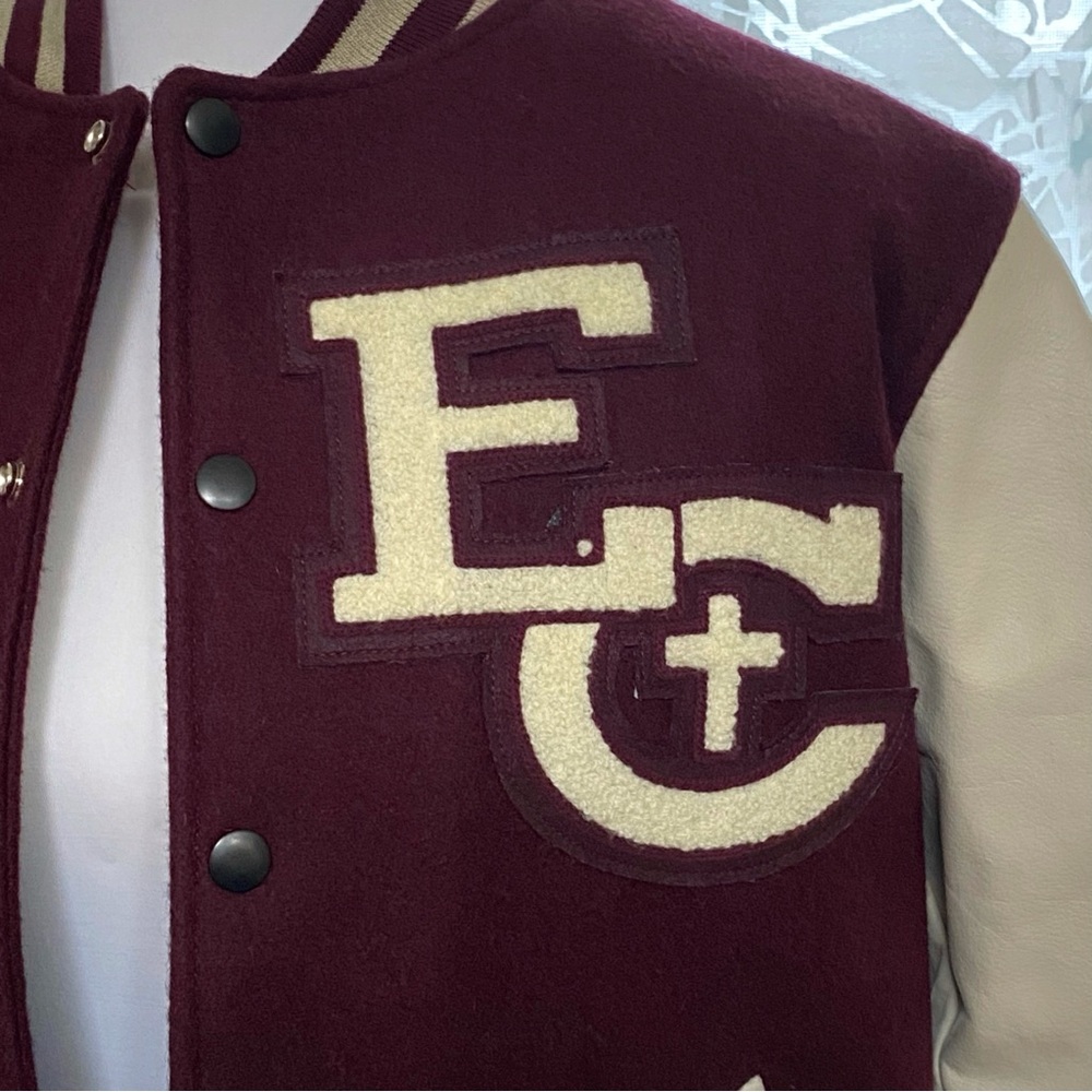 Vintage 1960’s burgundy dark red cream leather sleeves letterman jacket - Picture 4 of 7